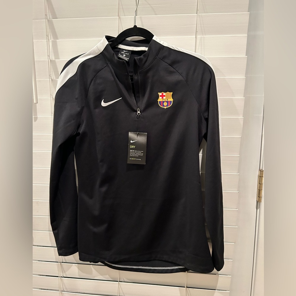 FC Barcelona Dri fit athletic pull over